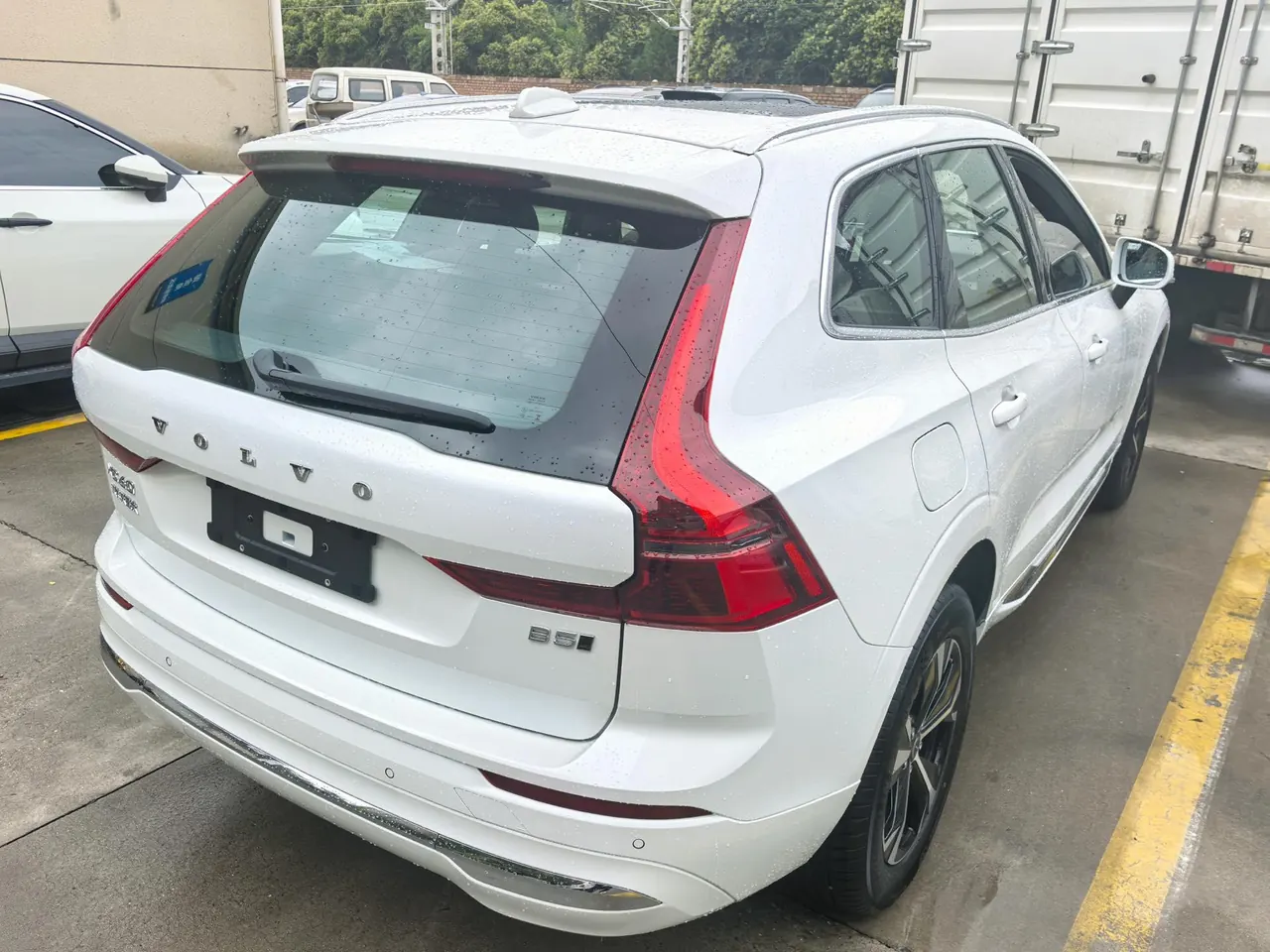 Volvo 2026 XC60 48V 2.0T B5 All-Wheel Drive Intelligent Luxury Edition Automatic Transmission 8
