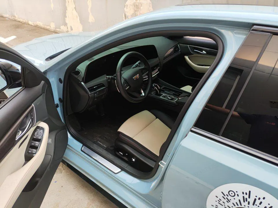 Cadillac 2025 CT5 2.0T 28T Track Performance Edition Peak Track Optional Package Automatic Gear 7