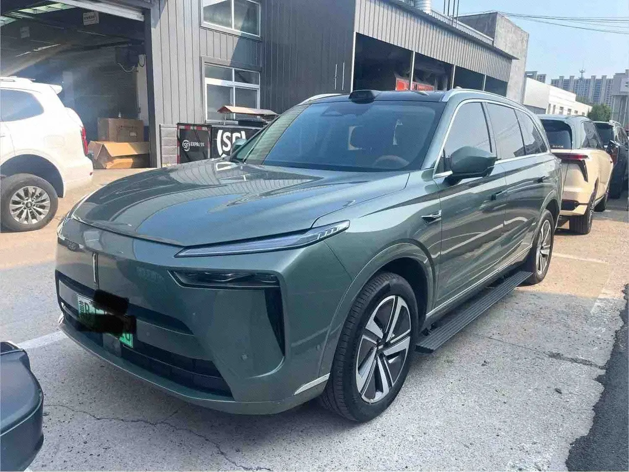 打开图片灯箱:WEY 2026 Blue Mountain DHT 1.5T Intelligent Advanced Edition Four-wheel Drive Max Automatic Gear