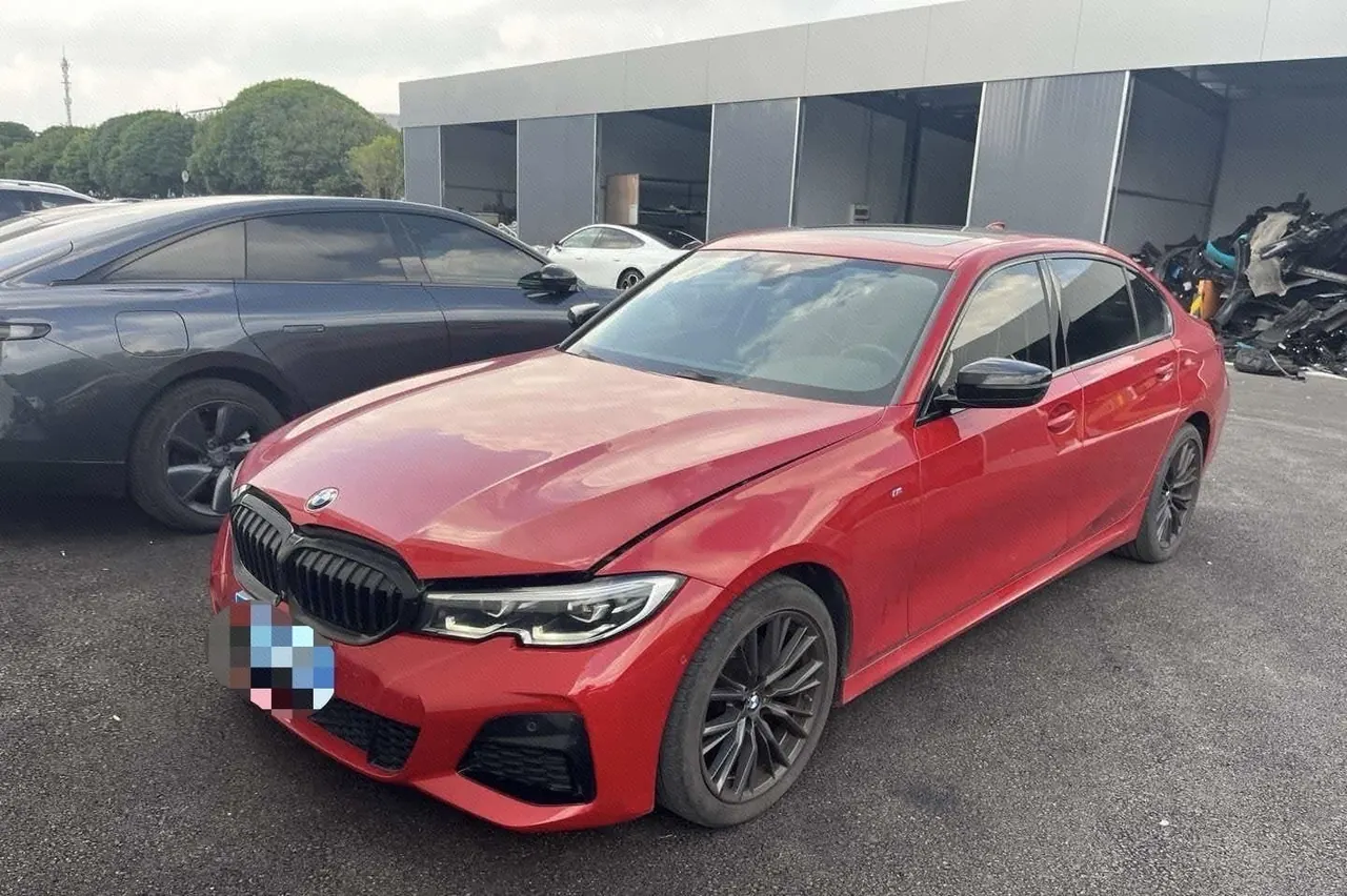 Open image lightbox: BMW 3 Series 2020 325Li 2.0T M Sports Obsidian Night Edition Automatic Gear