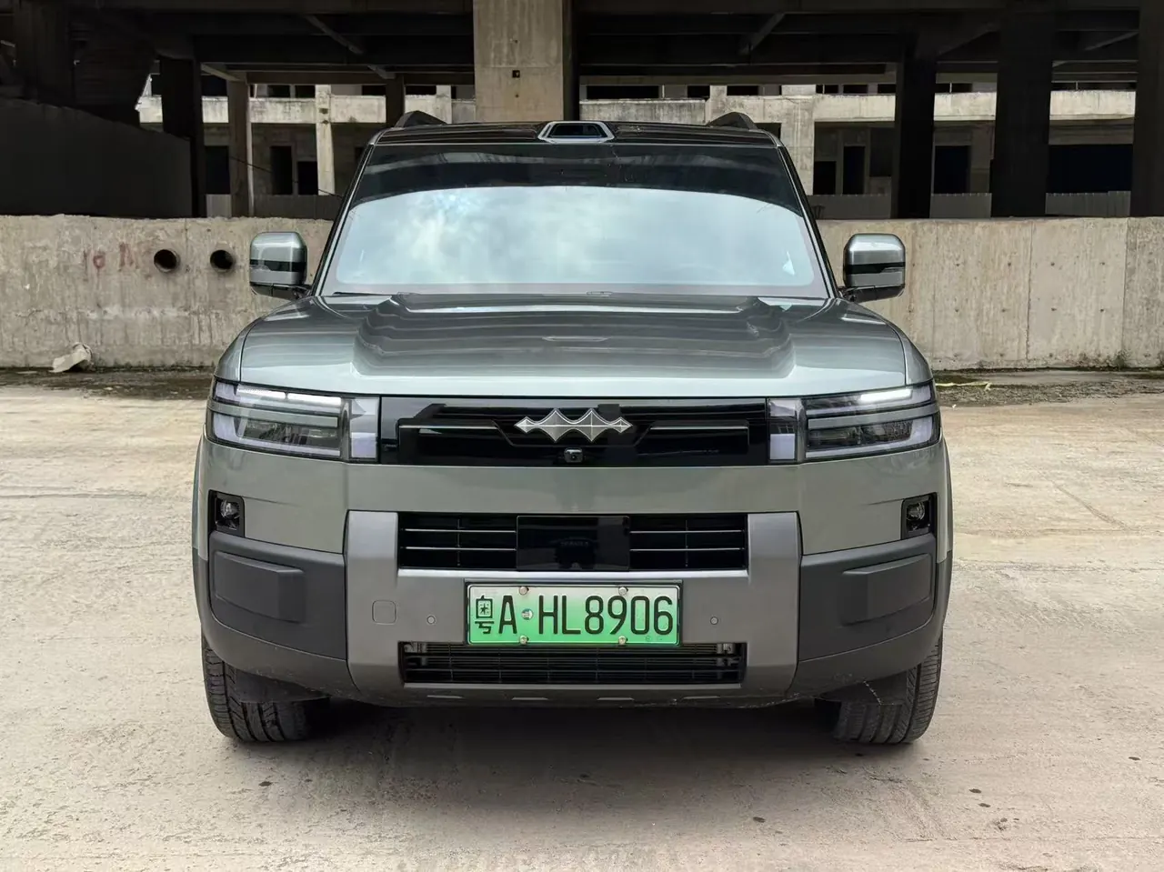 FangChengBao 2025 titanium 7 1.5T stepless 190KM four-wheel drive Ultra version of automatic gear 2