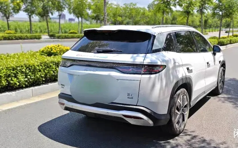 BYD 2025 Song L DM-i 1.5 Stepless Smart Driving Edition 160km Excellent Automatic Gear 3