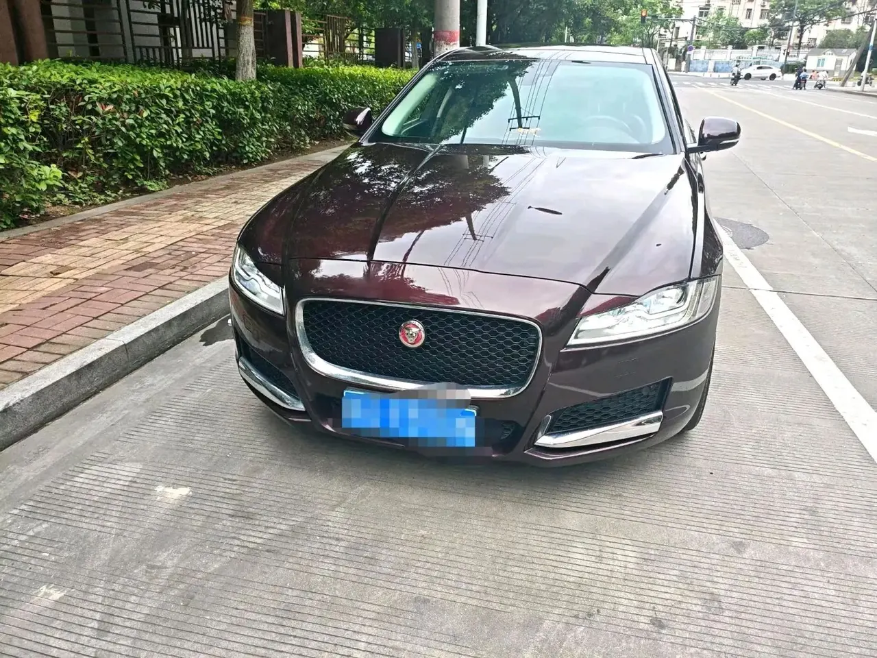 Jaguar 2020 XFL 2.0T P 12500.00g Drive Deluxe Edition Automatic Gear 2