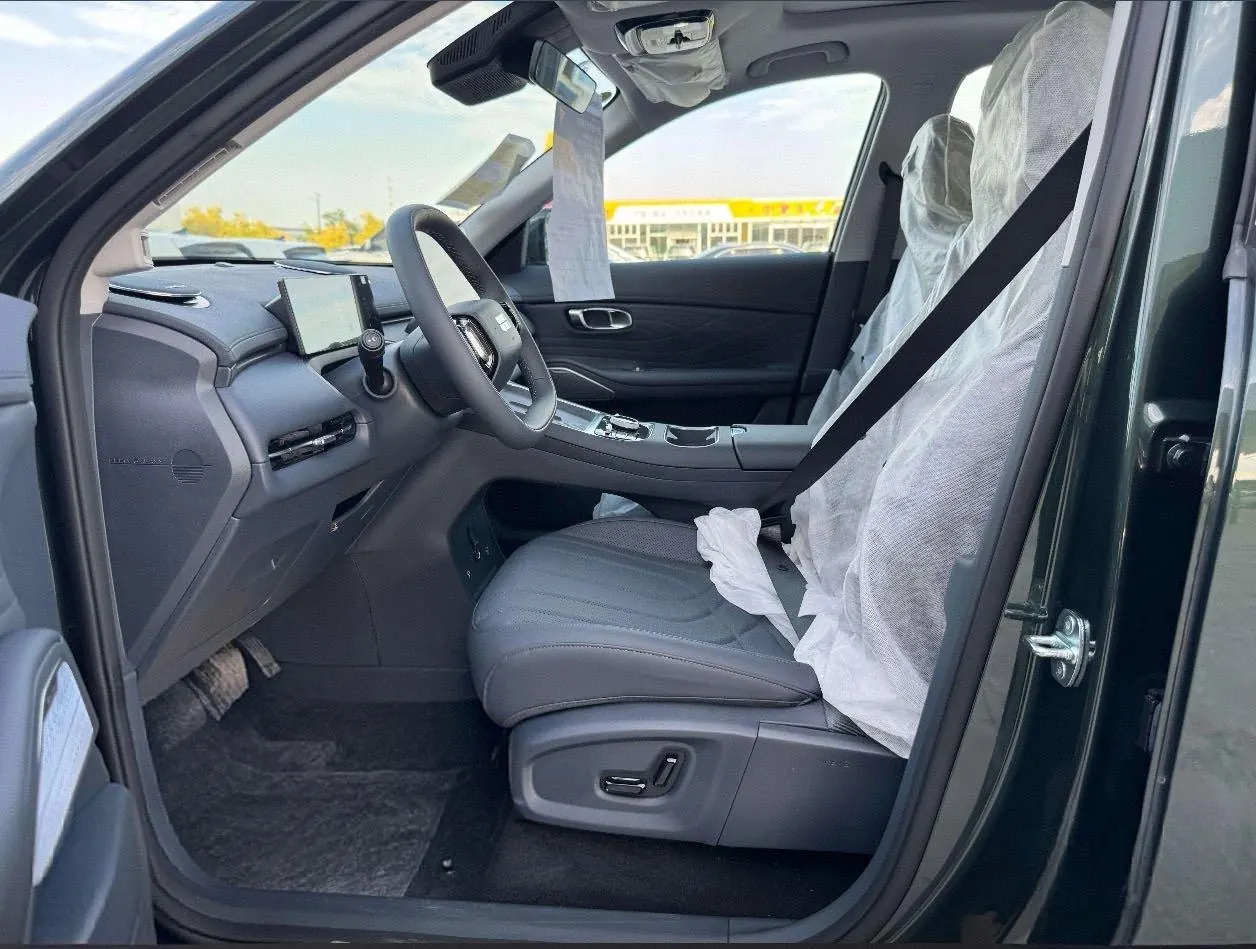Geely Galaxy 2026 Starship 7 EM-i 1.5 135km Smart Navigation Edition Automatic Gear 5