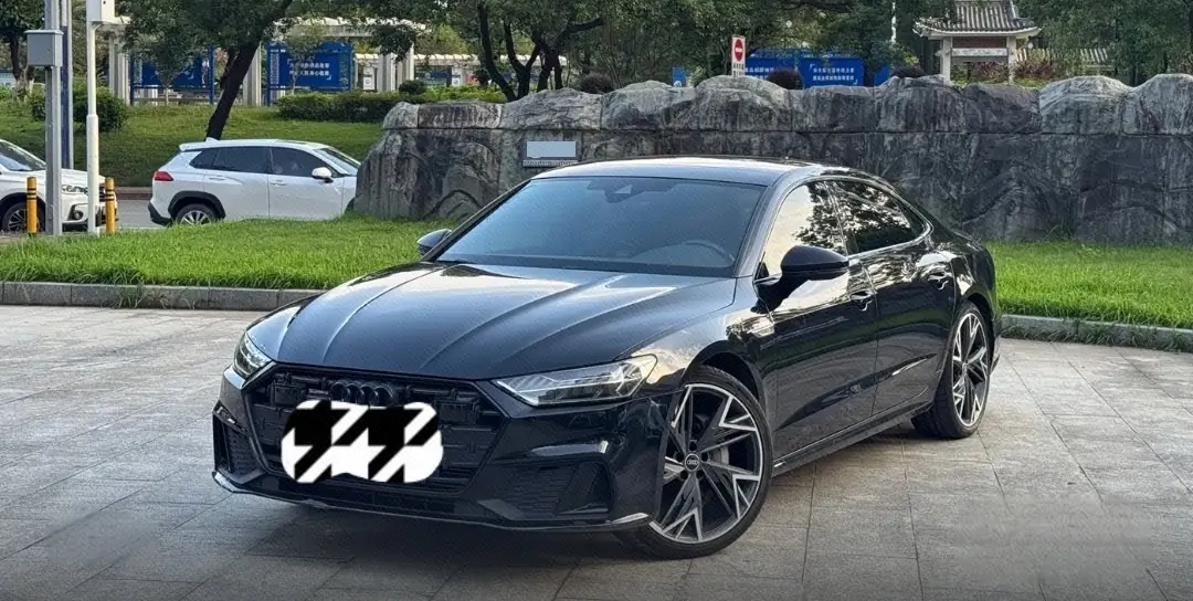 Open image lightbox: Audi 2023 A7L 2.0TFSI 45TFSI Quattro S-line Black Samurai Edition Automatic Gear