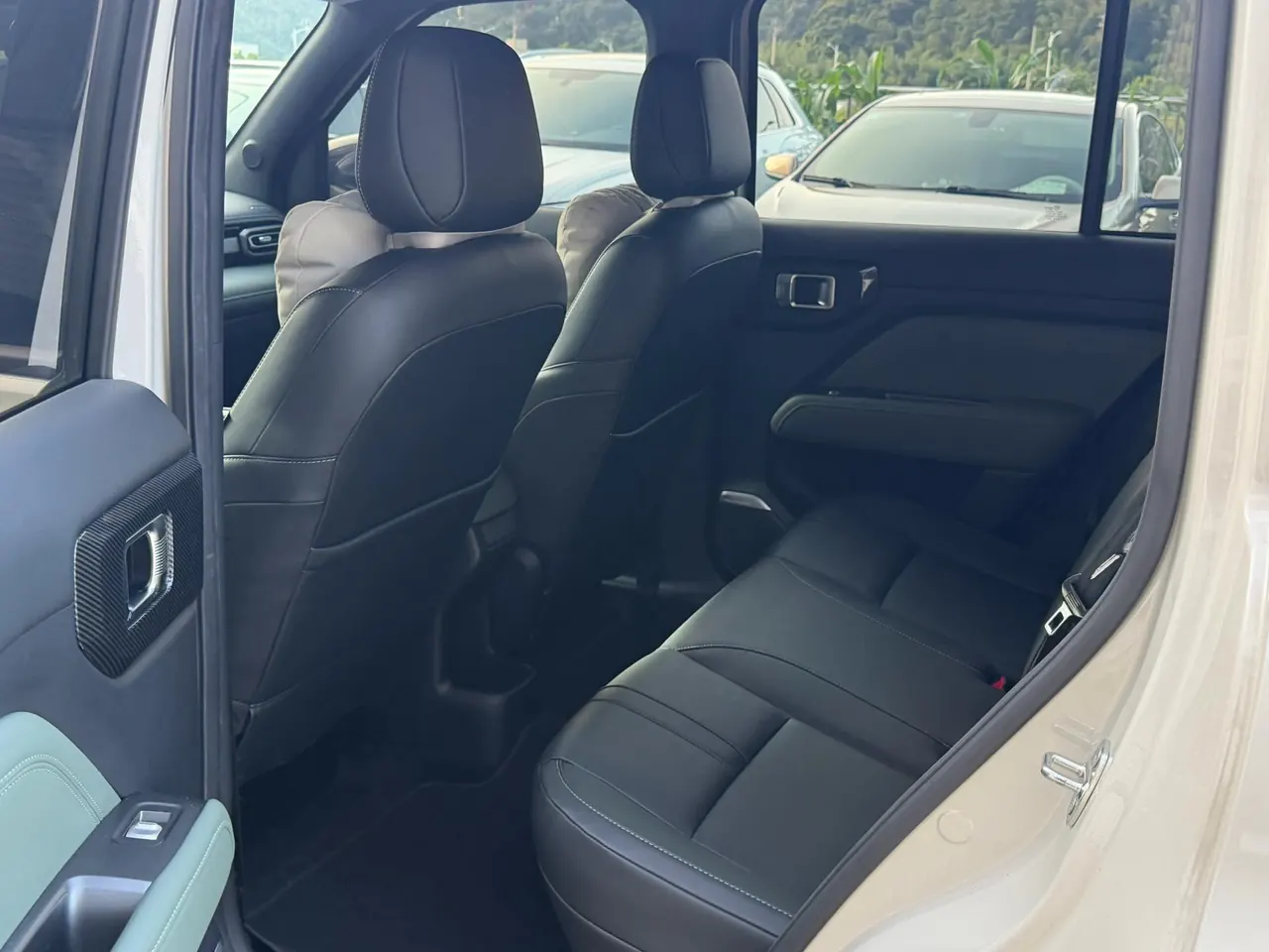 BaoJun 2026 Yueyou Plus 301km Flagship Automatic Gear 4