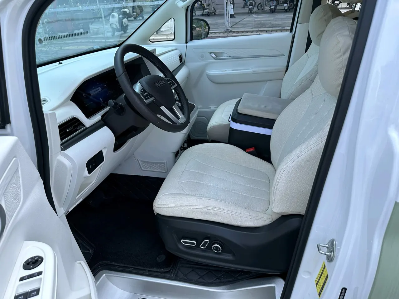 BAIC 2025 Vala (Free Kingdom) Pure Electric Pro Automatic Gear 8