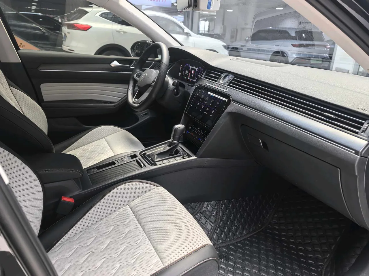 Volkswagen 2026 Magotan 2.0TSI 380TSI 30 million selected luxury automatic gear 6