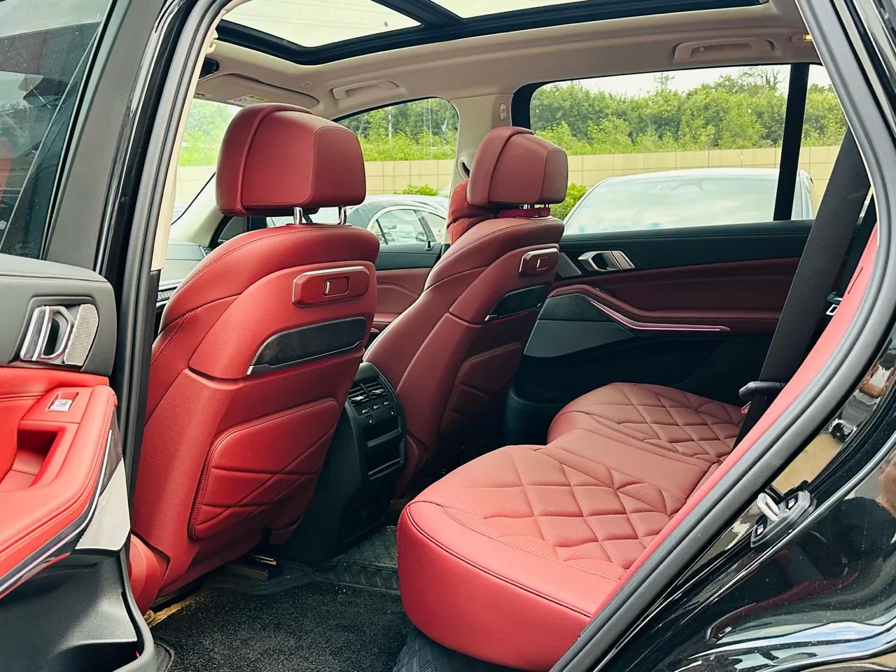 BMW 2026 X5 xDrive30Li 48V 2.0T exclusive m sports obsidian night suit automatic gear 5