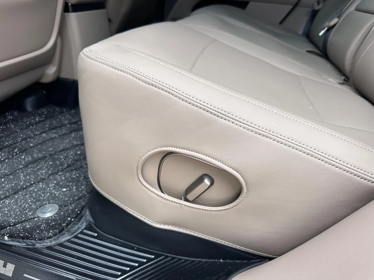 Li 2025 i6 four-wheel drive basic automatic transmission 12