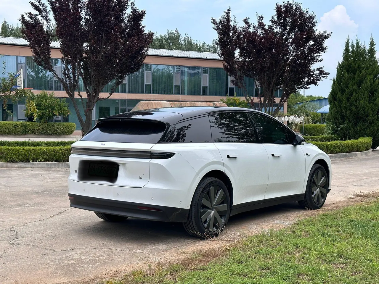 Li 2025 i6 four-wheel drive basic automatic transmission 15