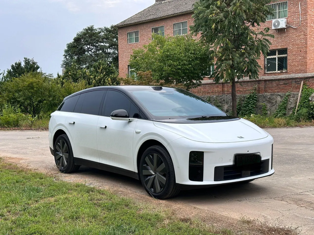 Li 2025 i6 four-wheel drive basic automatic transmission 3