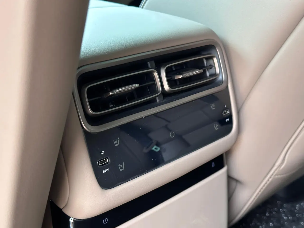 Li 2025 i6 four-wheel drive basic automatic transmission 9