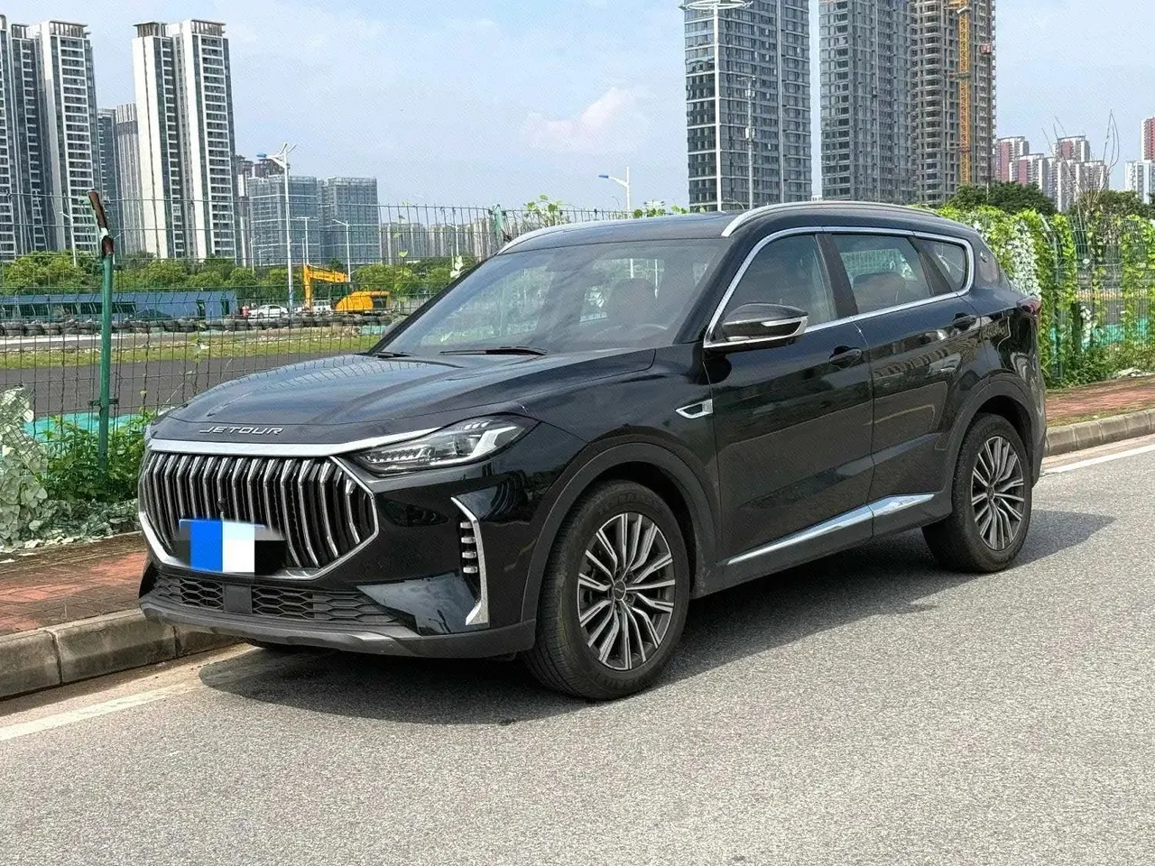 Open image lightbox: Jetour 2023 X70 PLUS 1.6T Strong 5-seat Automatic Gear