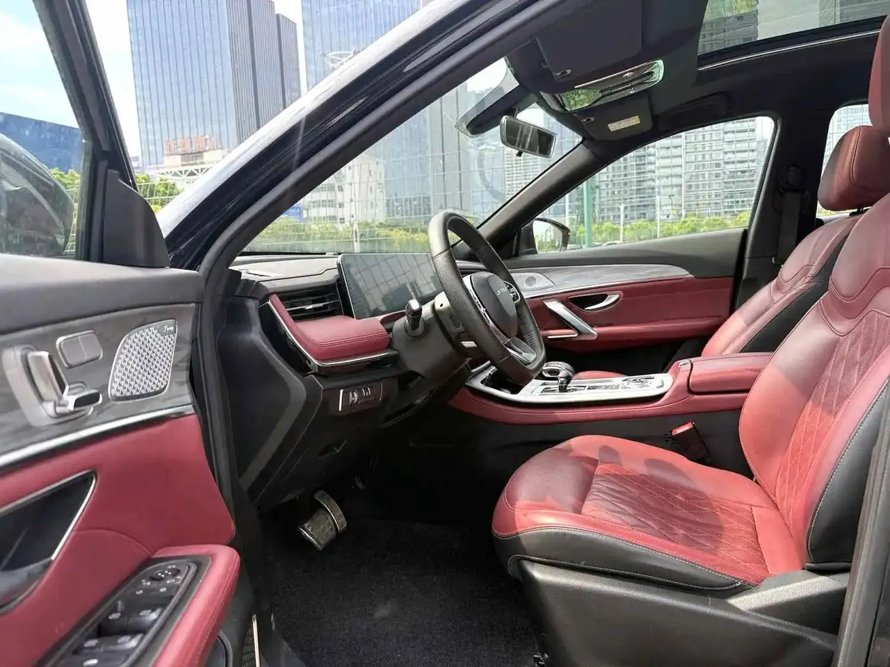 Jetour 2023 X70 PLUS 1.6T Strong 5-seat Automatic Gear 2
