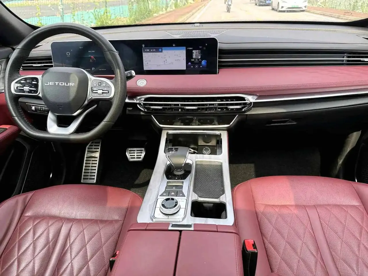 Jetour 2023 X70 PLUS 1.6T Strong 5-seat Automatic Gear 4