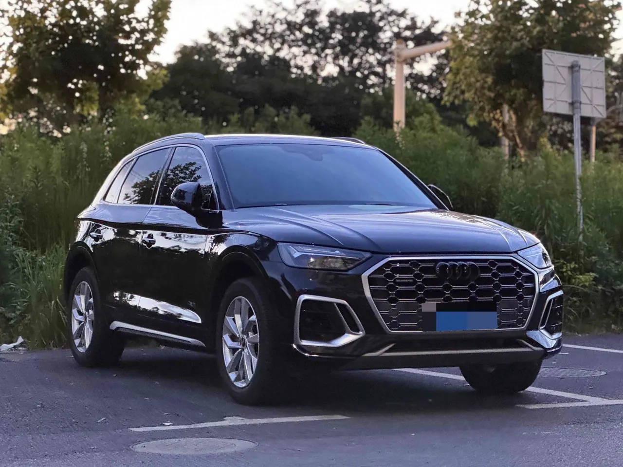 Audi 2022 Q5L 2.0TFSI 40TFSI luxury dynamic automatic 3