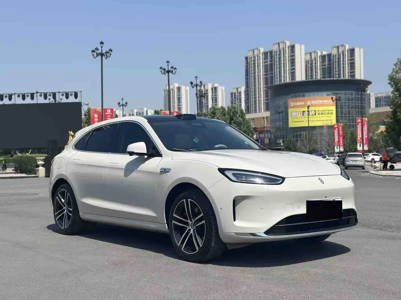 AITO 2025 AITO M5 extended-range Ultra rear-drive automatic gear 2