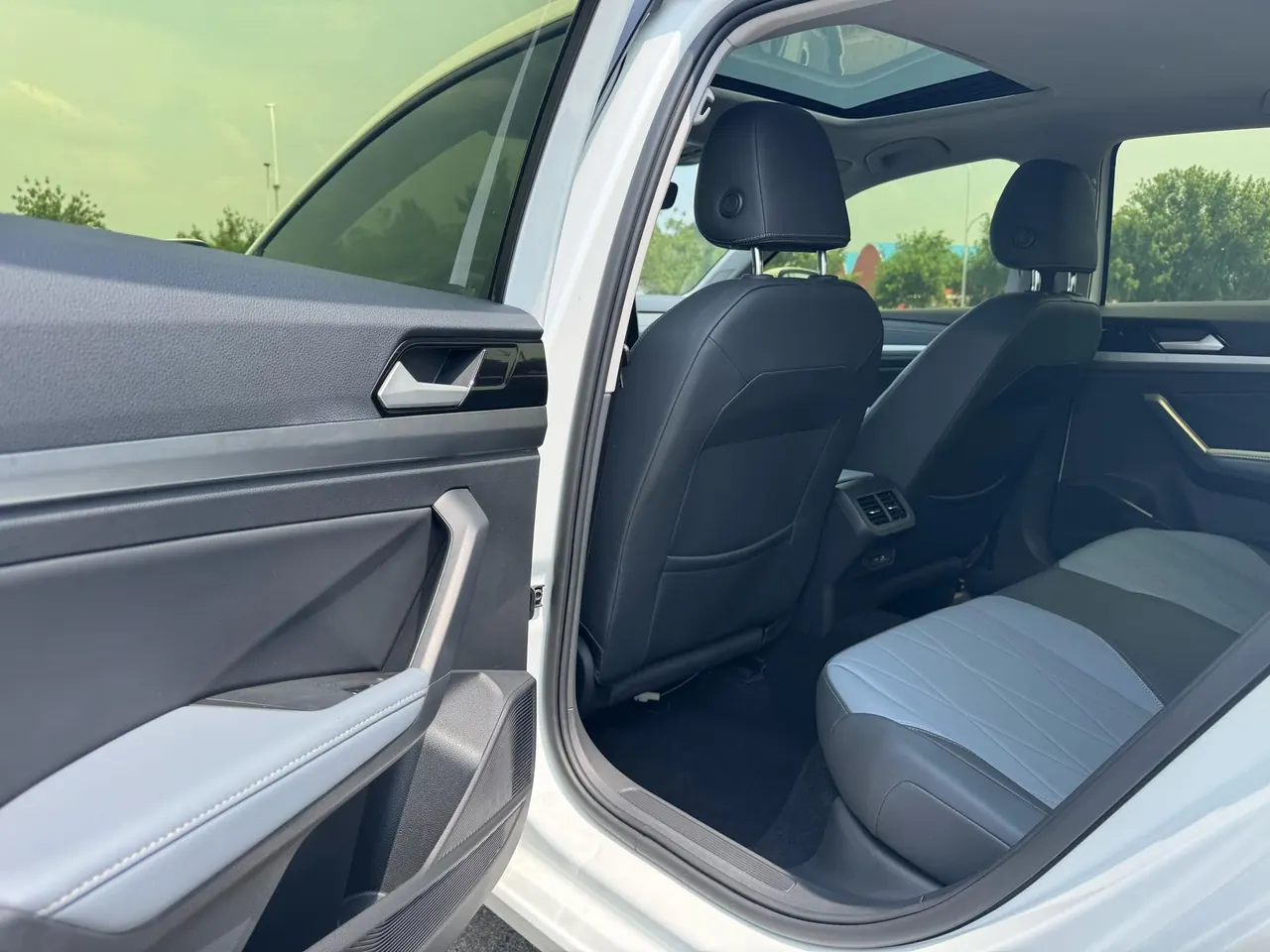Volkswagen 2023 LaVida 1.5 Star 5 Million Edition Automatic Gear 7