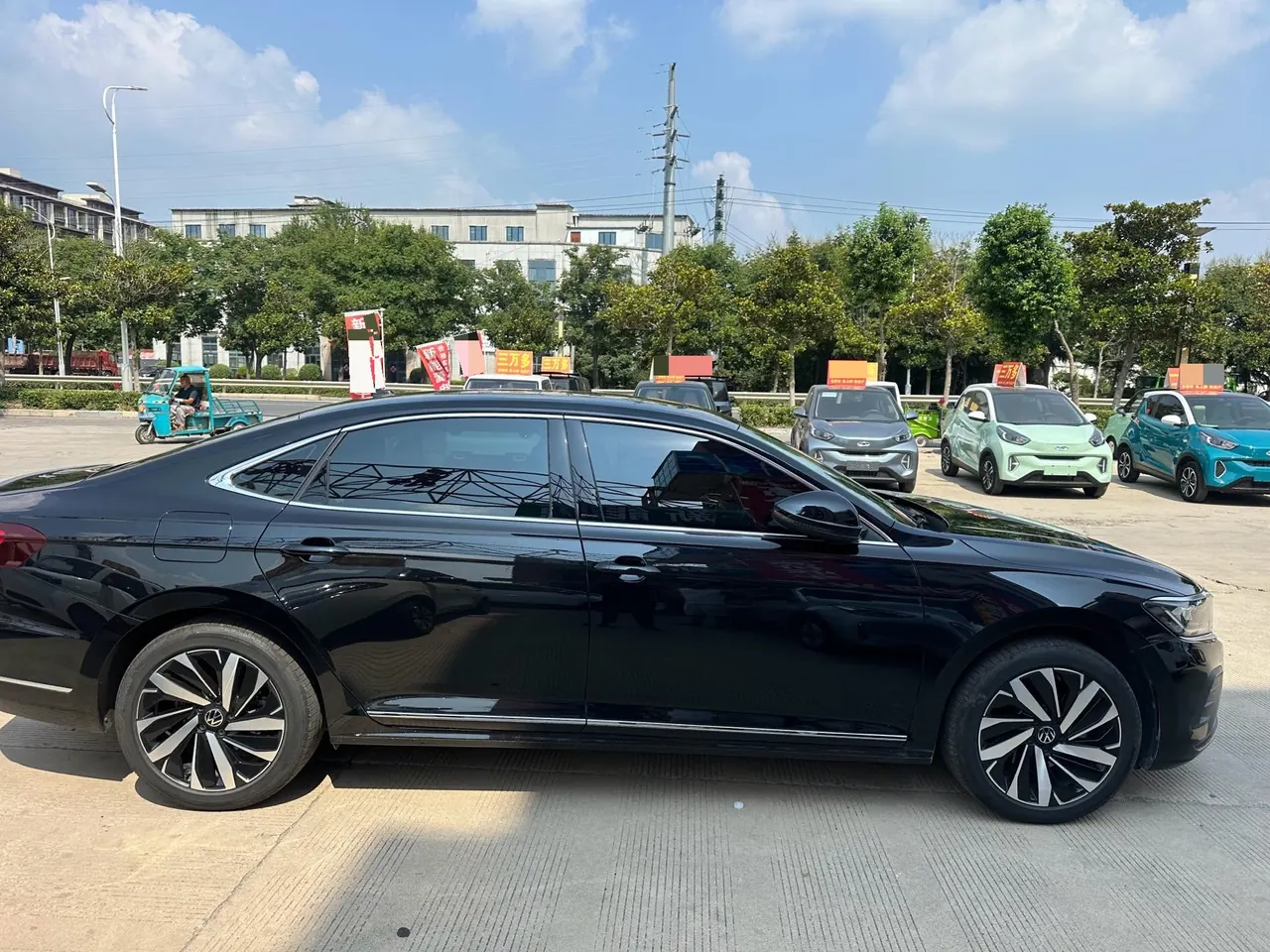 Volkswagen 2025 Passat 2.0TSI 380TSI Subut Longteng Edition Automatic Gear 9