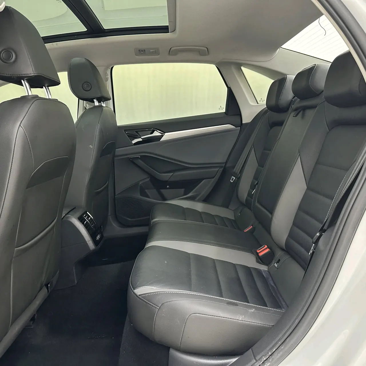 Volkswagen 2022 Sagittarius 1.4TSI 280TSI Exceed Edition Automatic Gear 5