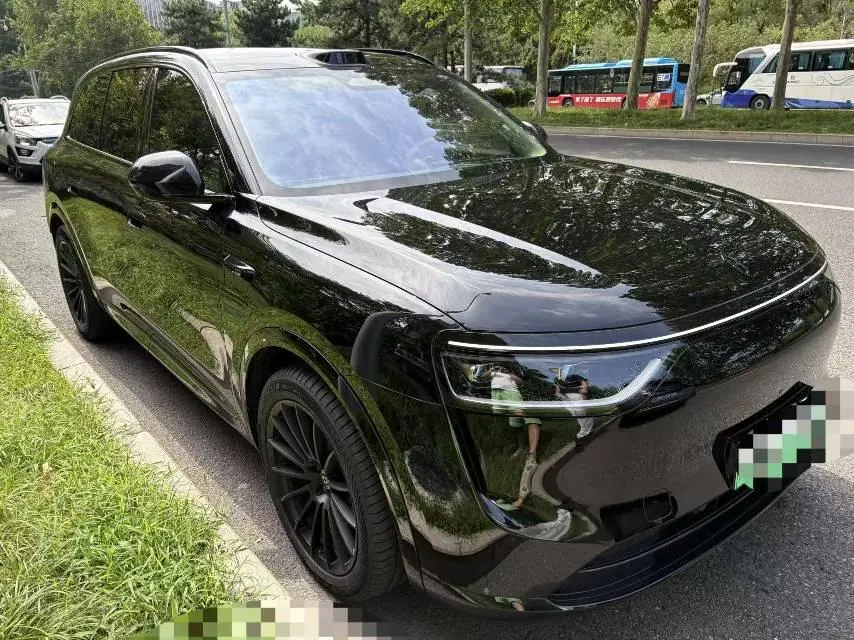 AITO 2025 AITO M8 Ultra 53.4kWh 6-seat automatic gear 3