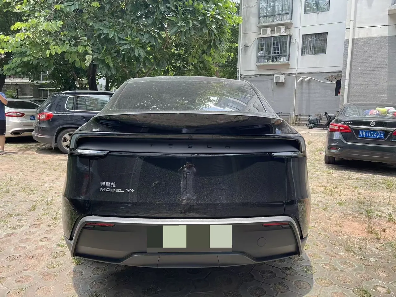 Tesla 2025 Model Y long endurance all-wheel drive version (modified) automatic gear 4