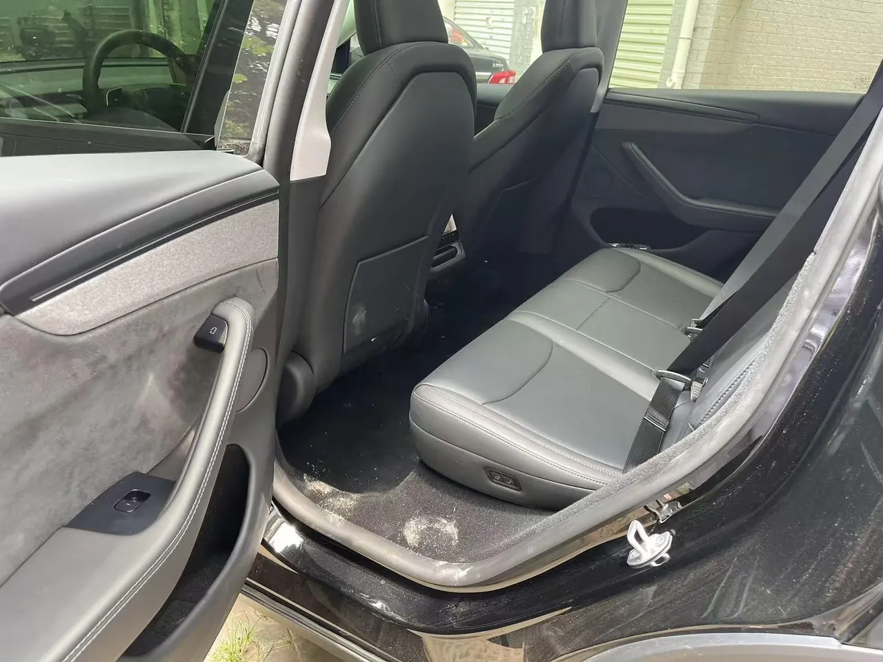 Tesla 2025 Model Y long endurance all-wheel drive version (modified) automatic gear 8