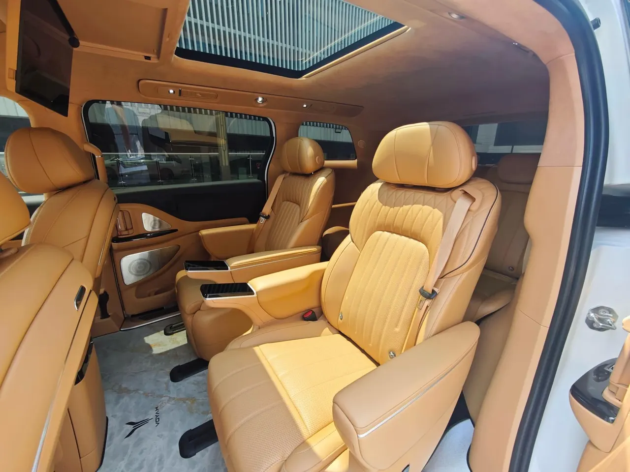 Voyah 2025 dreamers PHEV 1.5T four-wheel drive flagship dry Kun version automatic gear 7