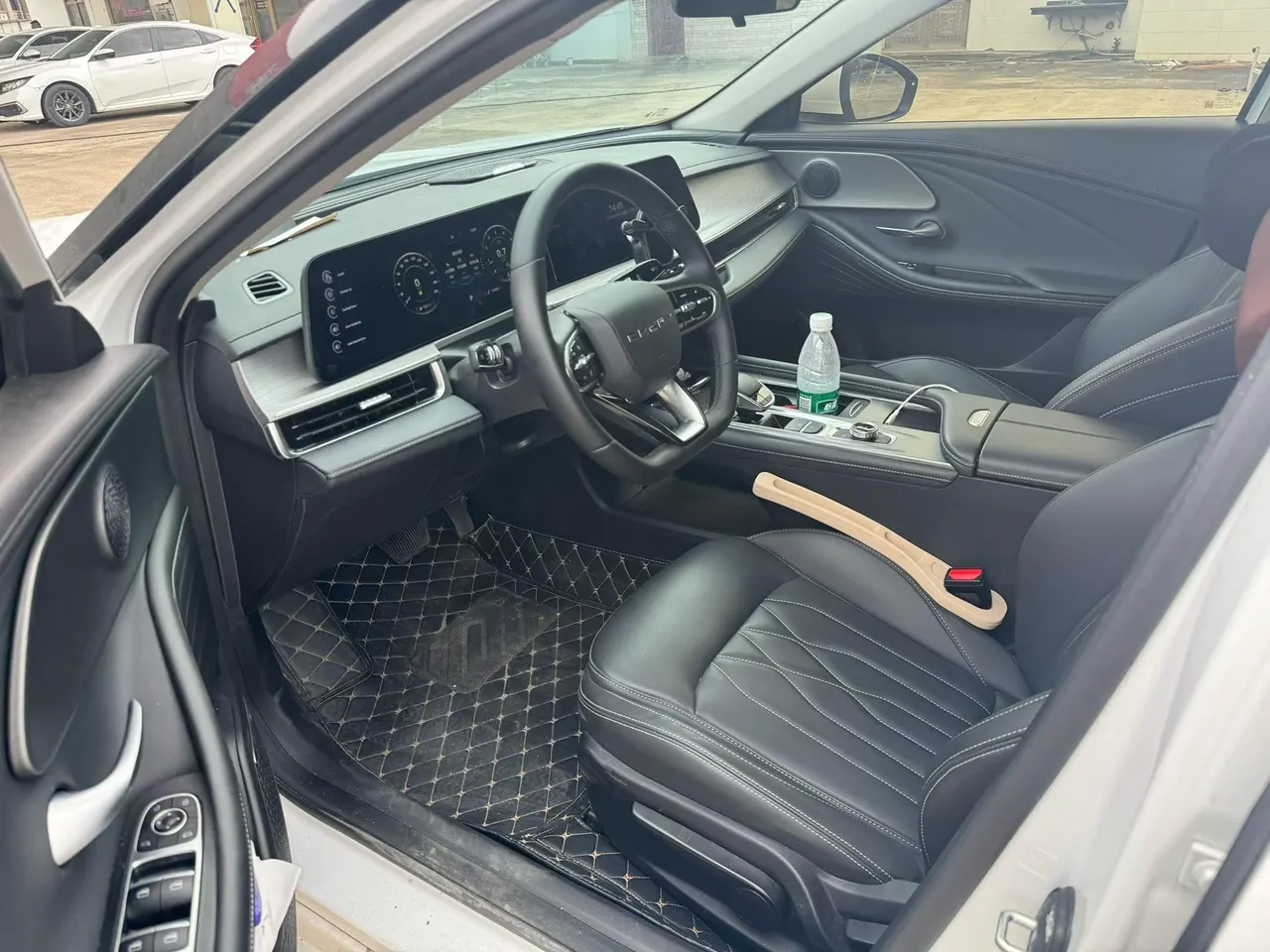 Chery 2025 Erez 8 1.6T Excellent Automatic Gear 4