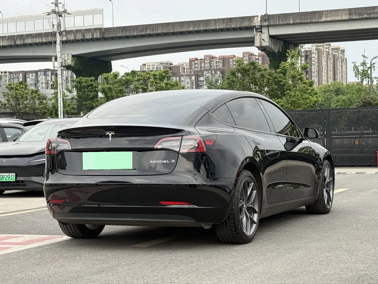 Tesla 2021 Model 3 Performance high-performance all-wheel drive automatic transmission 4