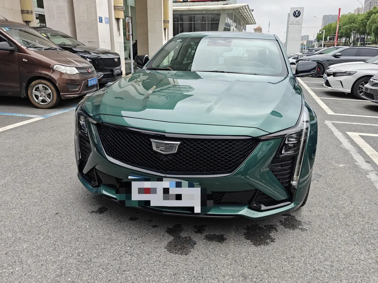 Cadillac 2025 CT5 2.0T 28T Track Performance Edition Peak Track Optional Package Automatic Gear 2