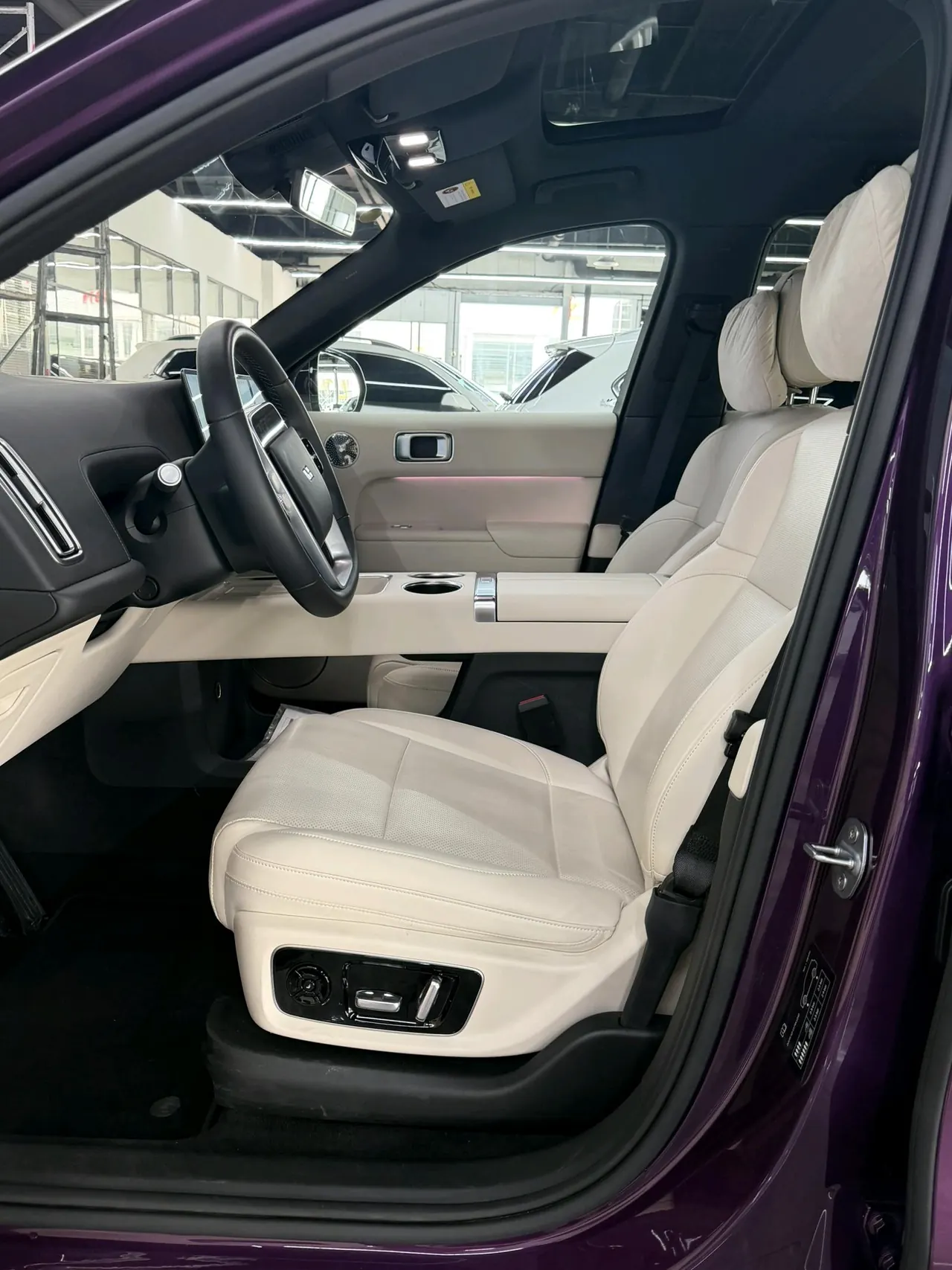 Li 2025 L9 Ultra Smart Refresh Edition Automatic Transmission 3