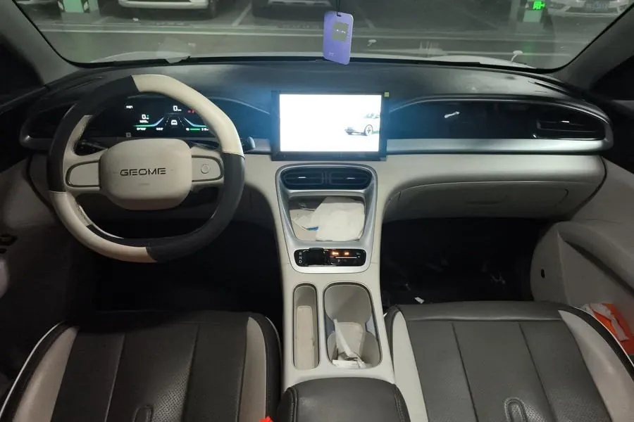 Geely 2025 Star Wish 310km Youth Edition Automatic Gear 3
