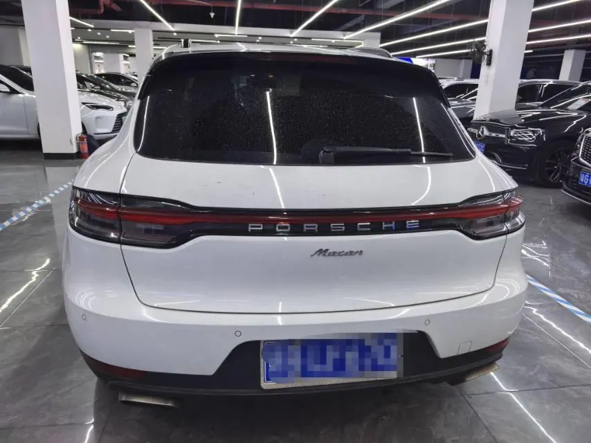 Porsche Macan (Imported) 2021 Macan 2.0T Automatic Gear 5