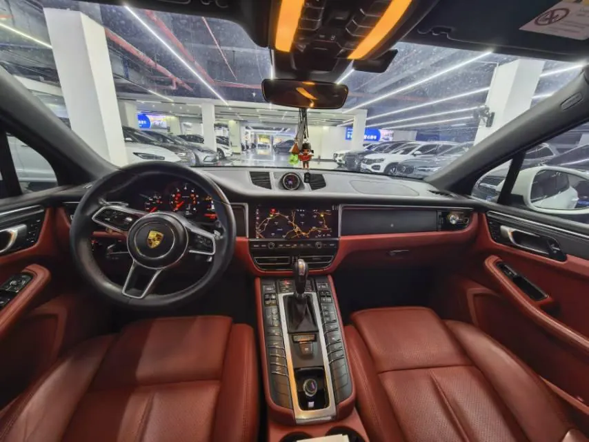 Porsche Macan (Imported) 2021 Macan 2.0T Automatic Gear 7