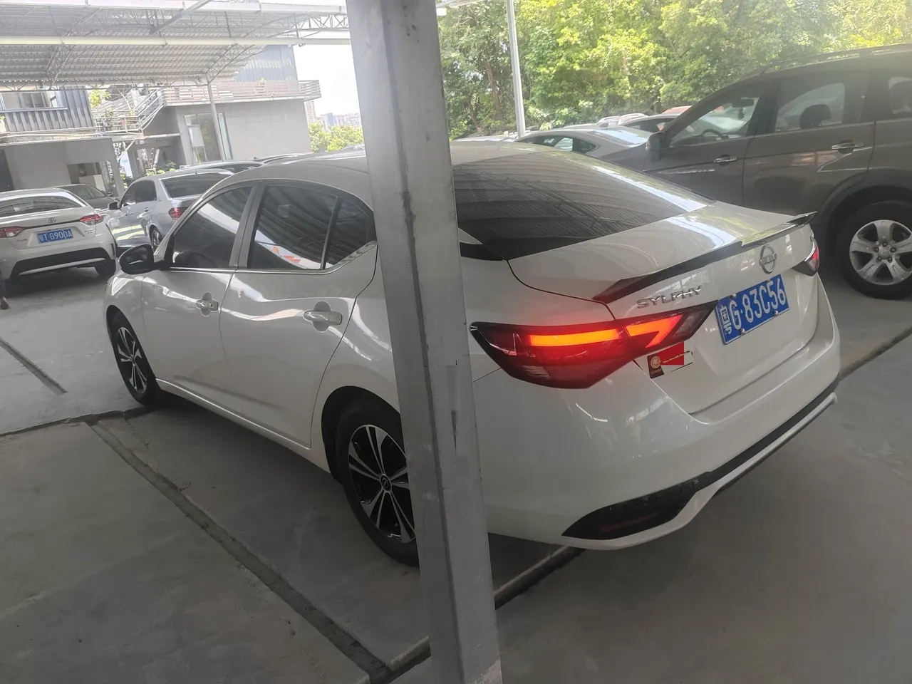 Nissan 2022 Sylphy 1.6 Stepless XL Pleasant Edition Automatic Gear 4