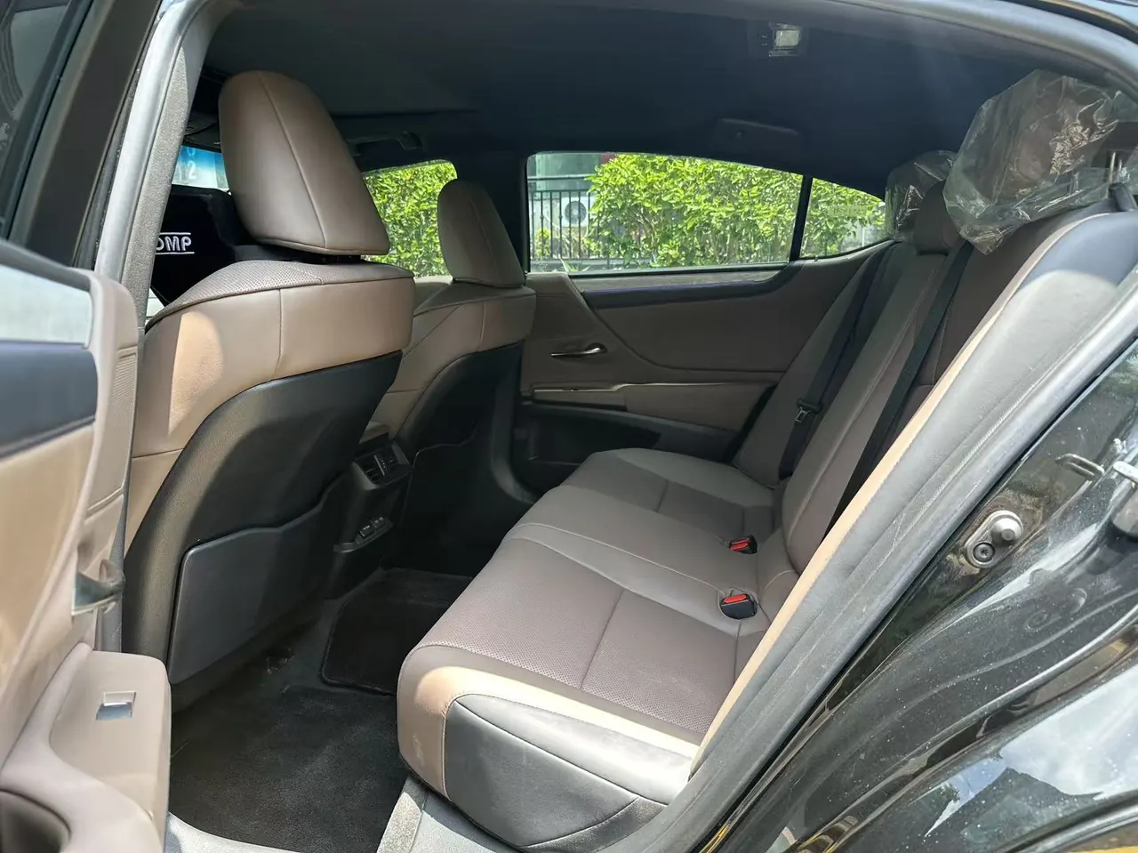 Lexus ES (Imported) 2025 ES200 2.0 Stepless Edition Automatic Gear 4