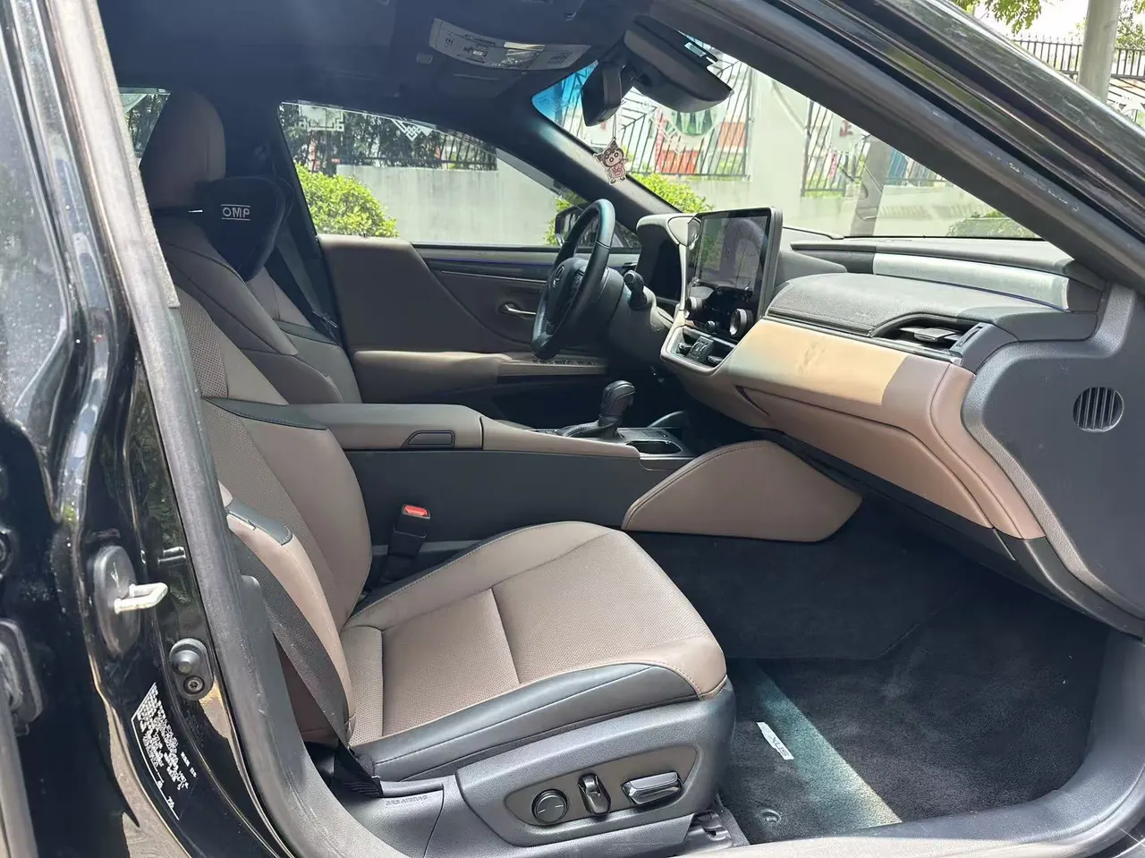 Lexus ES (Imported) 2025 ES200 2.0 Stepless Edition Automatic Gear 6