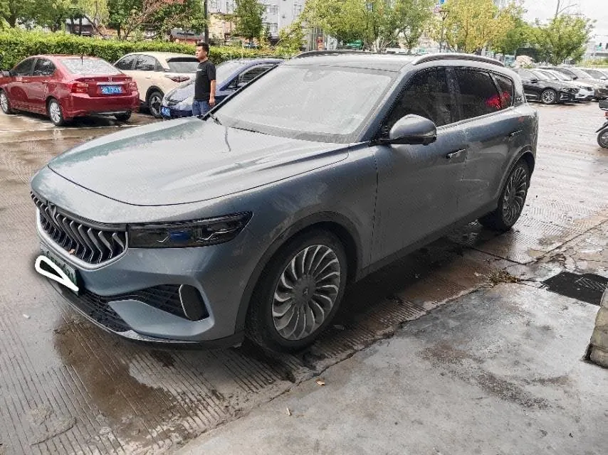 打开图片灯箱:Voyah 2021 FREE four-wheel drive extended range version luxury bag automatic gear
