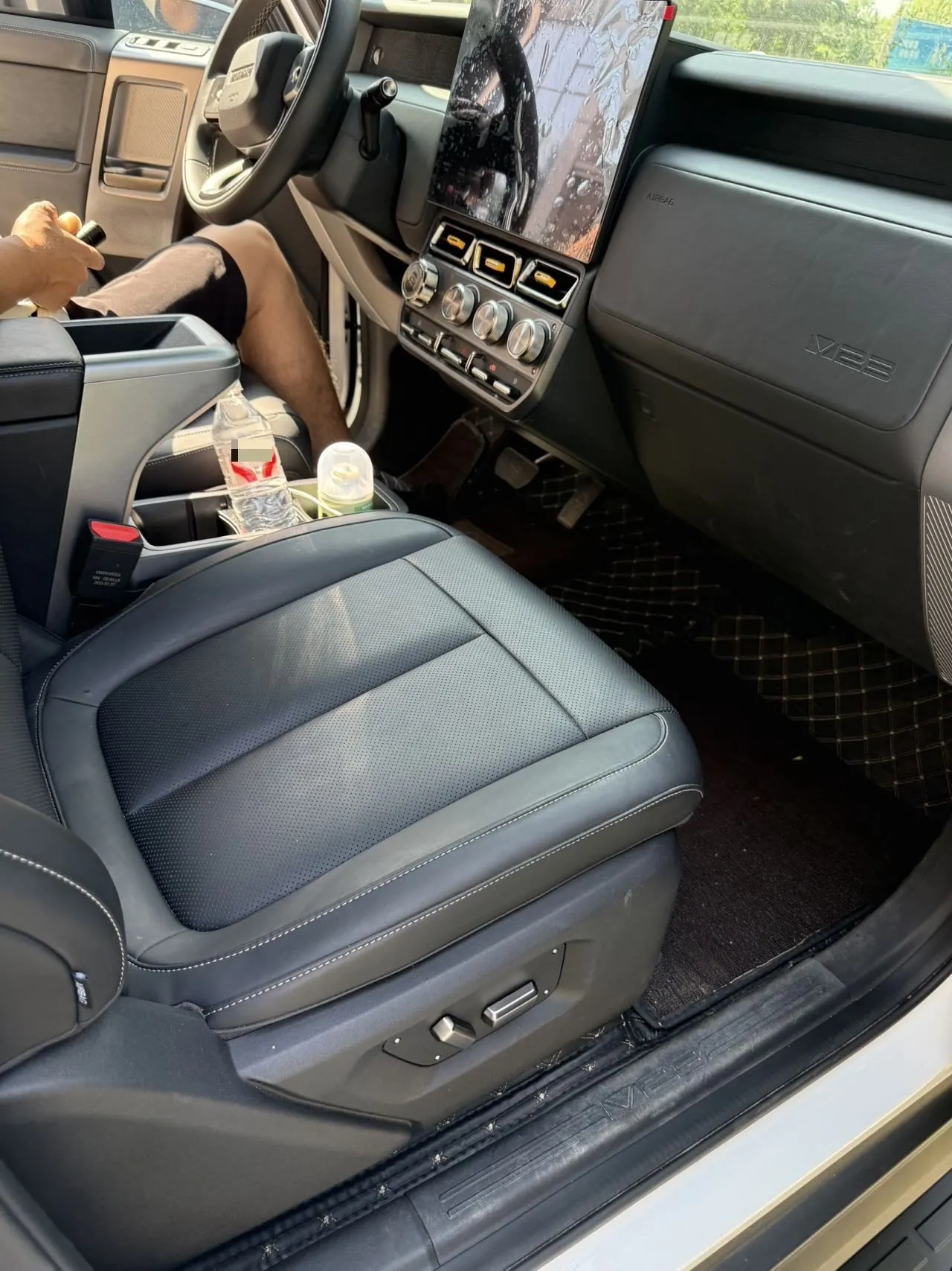 ICAR 2025 iCAR V 23 401 Two-Drive Advanced Smart Driving Edition Automatic Gear 4