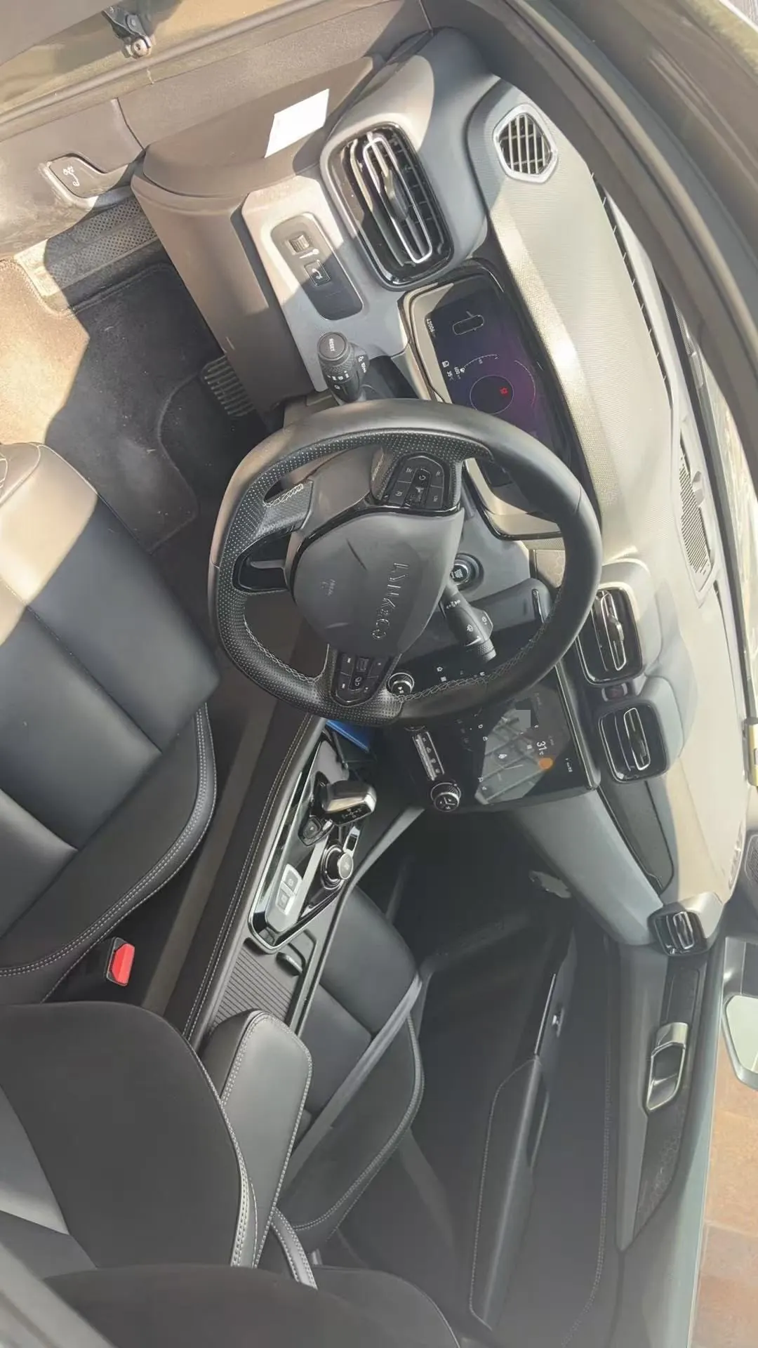 LYNK&amp;CO 2022 LYNK&amp;CO 03 1.5TD Jin Plus automatic gear 4