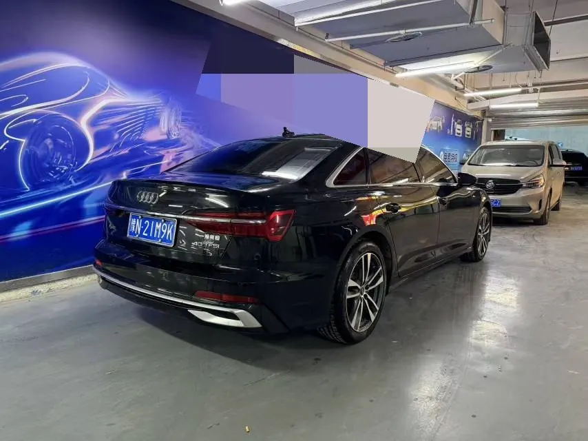 Audi 2022 A6L 2.0TFSI 40TFSI Deluxe Dynamic Automatic 2