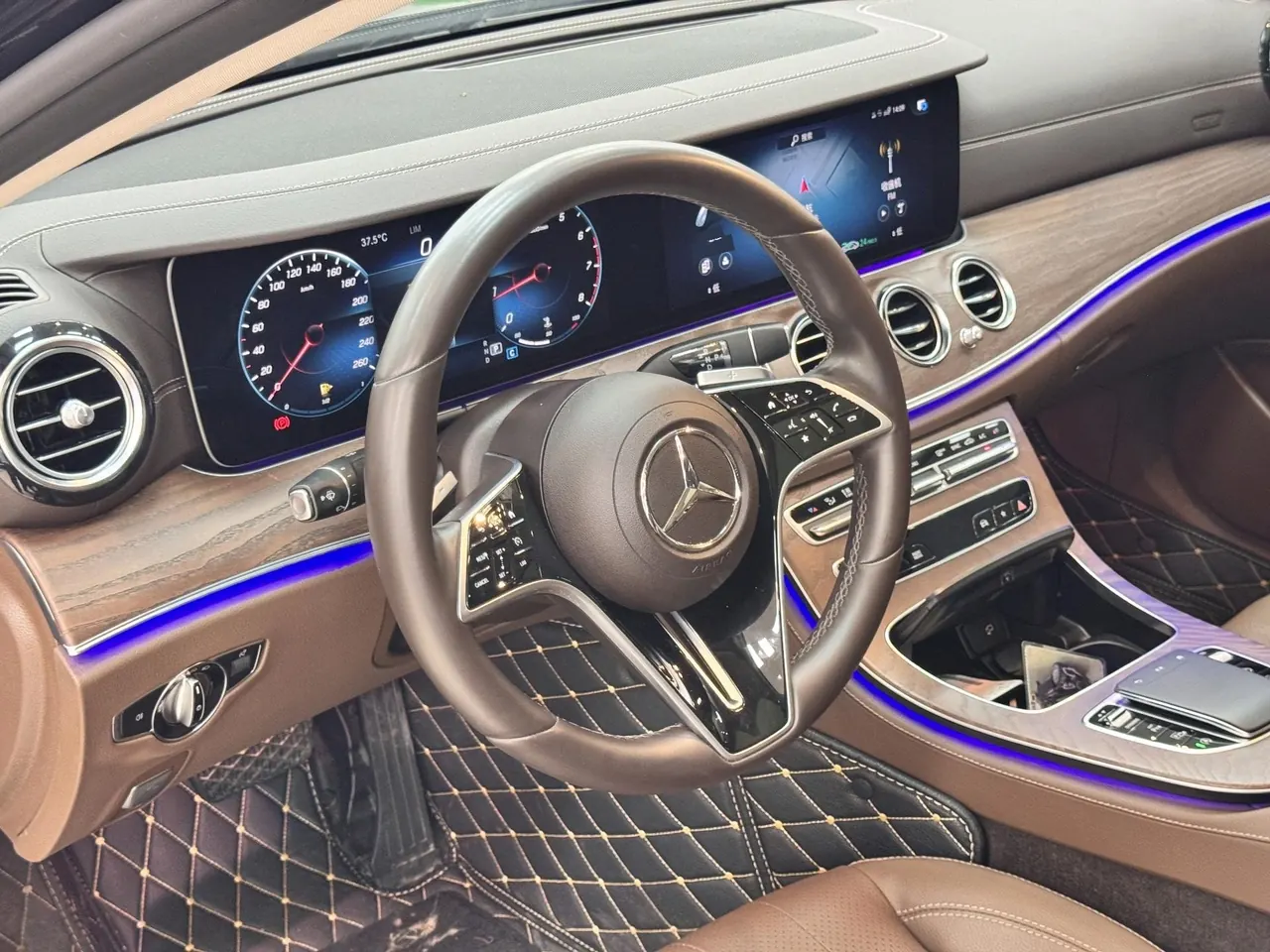 Mercedes Benz E Class 2023 E 300 L 2.0T Luxury Automatic Gear 2