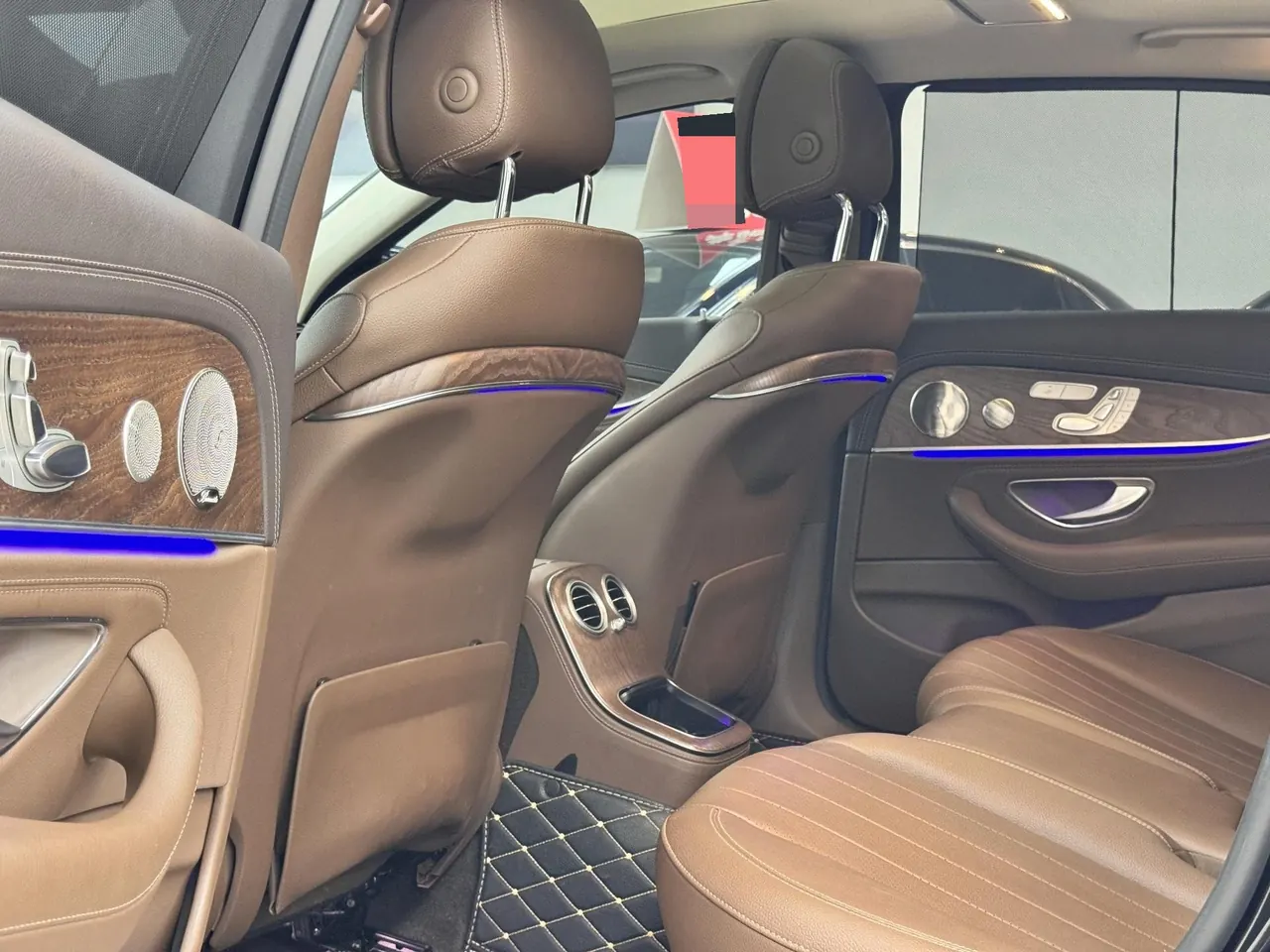 Mercedes Benz E Class 2023 E 300 L 2.0T Luxury Automatic Gear 3