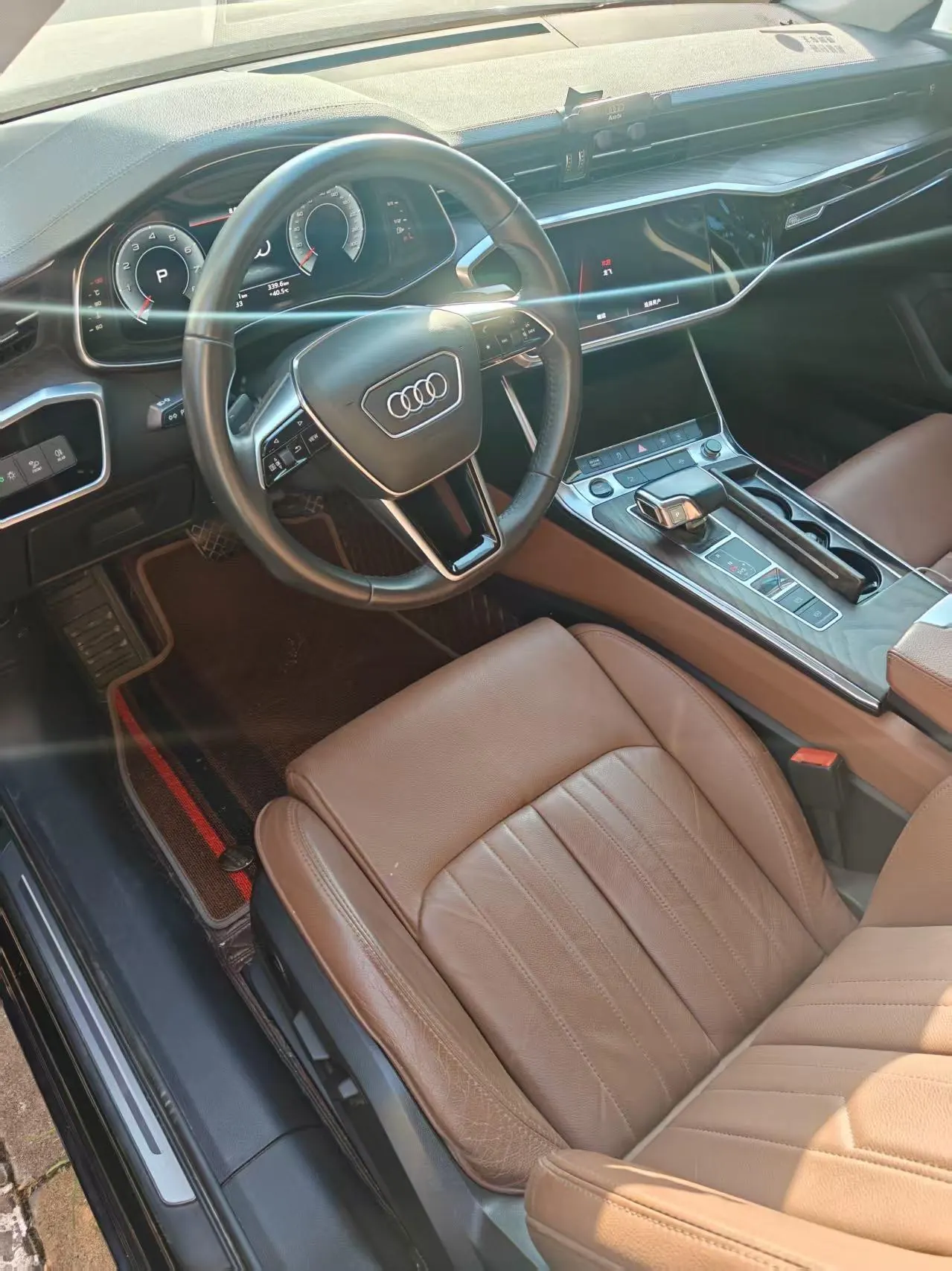 Audi 2021 A6L 2.0TFSI 45TFSI Zhenzhiya Automatic Gear 4