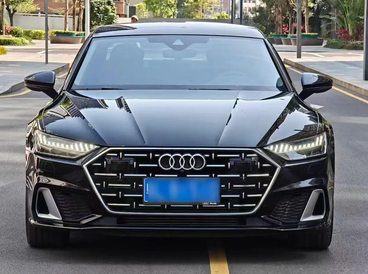 Audi 2024 A7L 2.0TFSI 45TFSI Luxury Automatic 2