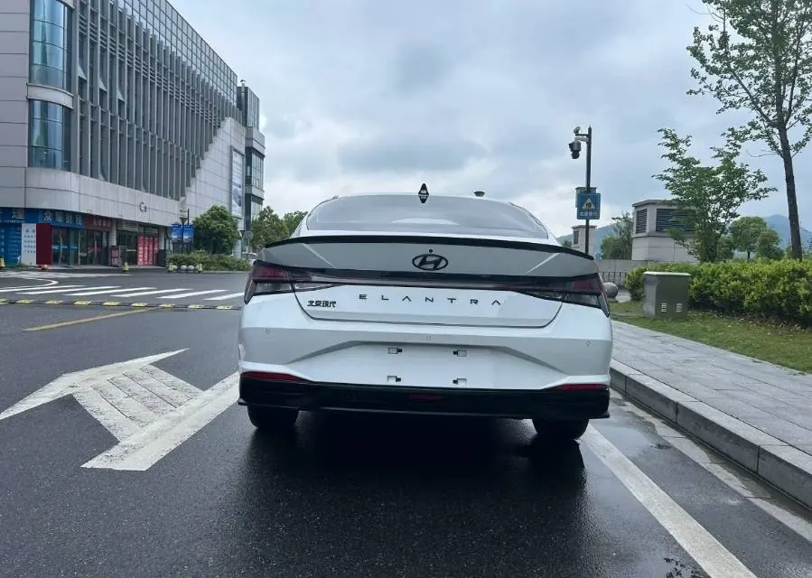 Hyundai 2022 Elantra-Sanxiang 1.5 Stepless 20th Anniversary Automatic Gear 8