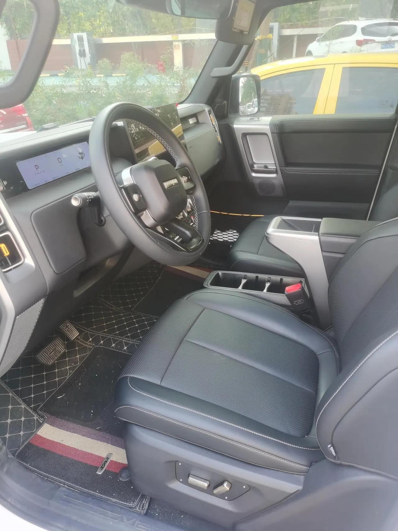 ICAR 2025 iCAR V 23 401 Two-Drive Advanced Edition Automatic Gear 3