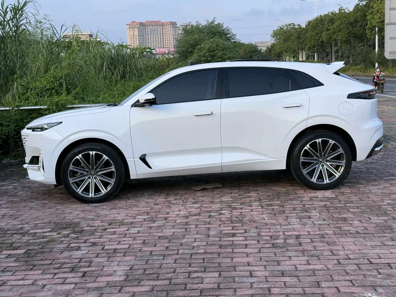 ChangAn 2021 UNI-K 2.0T Honorable Automatic 10